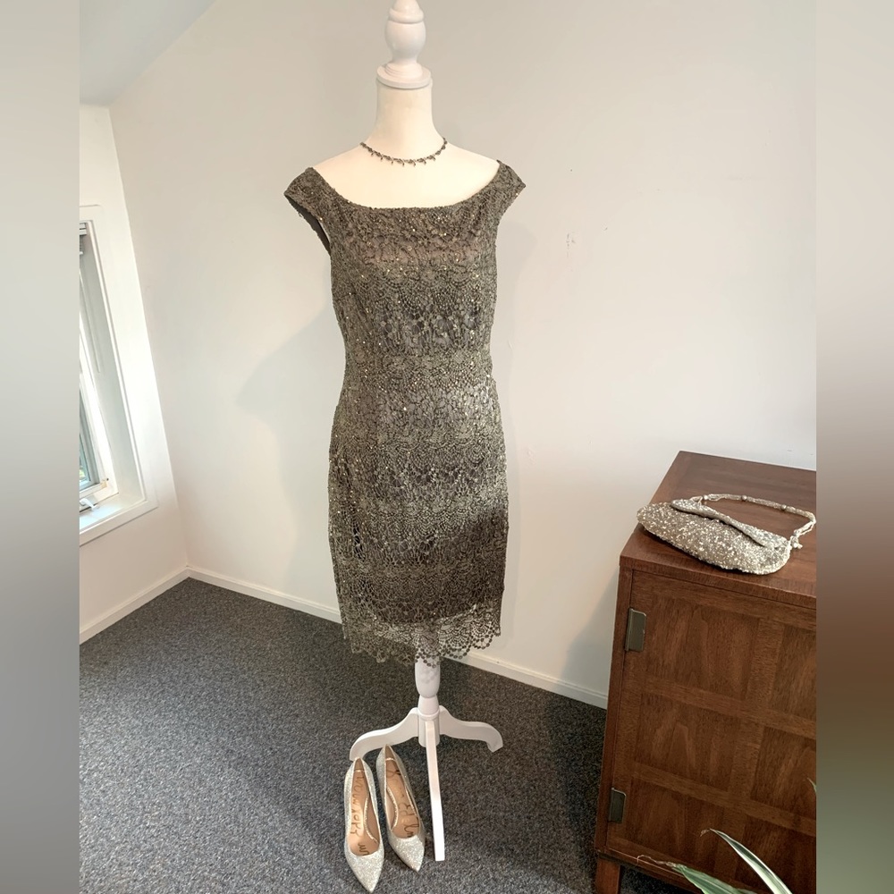 Sexy off-the-shoulder Kay Unger of New York sequined cocktail dress, Size 10